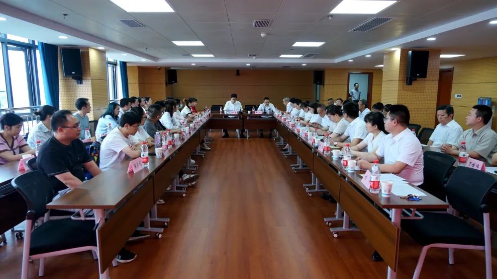 市三医院举行“2023年研究生人才引进见面会”