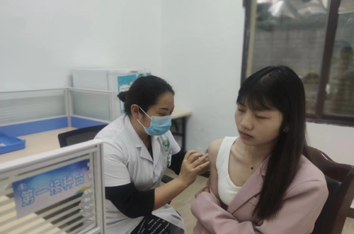 凯旋路社区卫生服务中心预防接种门诊正式开业
