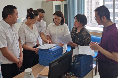 遂宁市中心医院何素玉到我院调研艾滋病防治工作情况